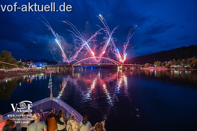 A-FR-Donau in Flammen Foto Laudi -100349.jpg